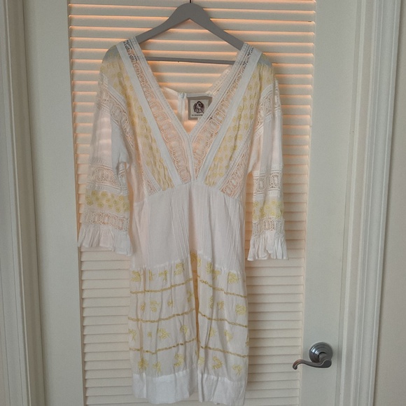Chasing Unicorns Dress White/ Yellow Small - Picture 3 of 8